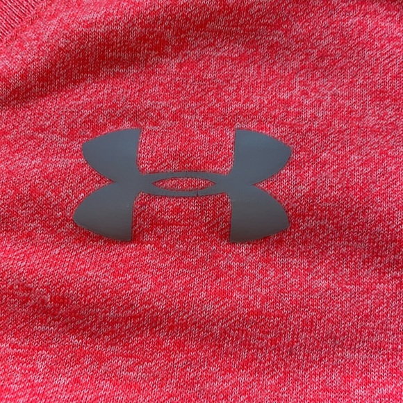 Under Armor T-Shirt - Picture 3 of 3